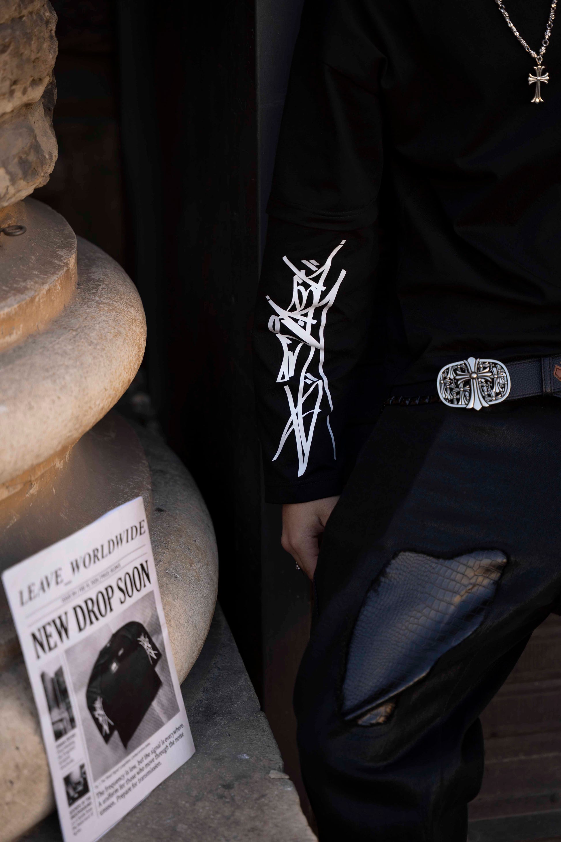 Double Long Sleeves X3 Signatures LEAVEWORLDWIDE